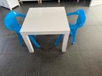 Kindertafel met 2 bijhorende stoelen, Kinderen en Baby's, Kinderkamer | Tafels en Stoelen, Ophalen, Gebruikt, Stoel(en)