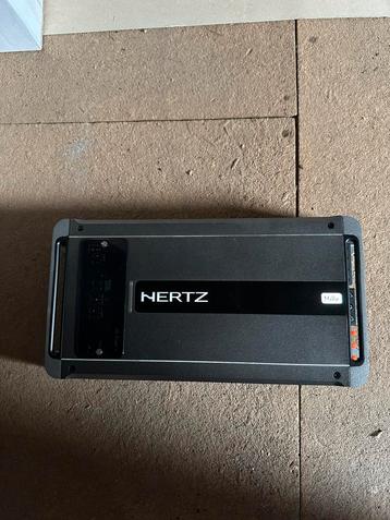 Subwoofer + versterker hertz 1200watt beschikbaar voor biedingen