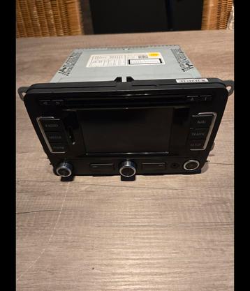 Volkswagen RNS310 GPS autoradio beschikbaar voor biedingen