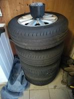 winterbanden op velg Goodyear Volkswagen Polo, Auto-onderdelen, Banden en Velgen, Ophalen, Gebruikt, Velg(en), Winterbanden