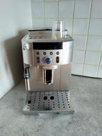 Machine à café automatique DELONGHI ECAM 250.31, Electroménager, Cafetières, Comme neuf, Tuyau à Vapeur, Machine à espresso, Enlèvement