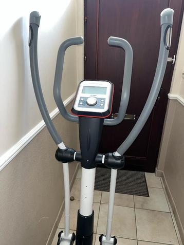 Crosstrainer FlowFitness Glider DCT250 beschikbaar voor biedingen