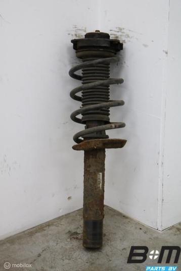 Veerpoot voorzijde kan L en R VW Golf 5 1T0413031BQ beschikbaar voor biedingen