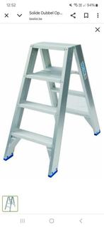 Solide 4 treden, Doe-het-zelf en Bouw, Ladders en Trappen, Ophalen, Zo goed als nieuw