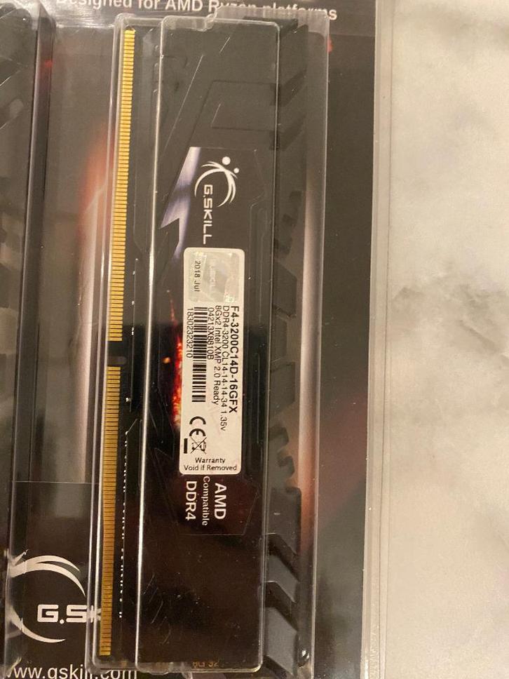 G.skill F4-3200C14D-16GFX, Computers en Software, RAM geheugen, Zo goed als nieuw, Desktop, 16 GB, DDR4, Ophalen