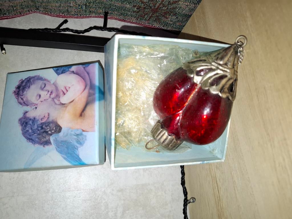 Vintage rood glazen kerstornament, Antiek en Kunst, Ophalen