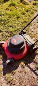 oude grasmaaier nog in werkend conditie, Ophalen, Gebruikt