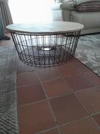 Ronde bijzettafel met evetueel opbergplaats onder, Ophalen