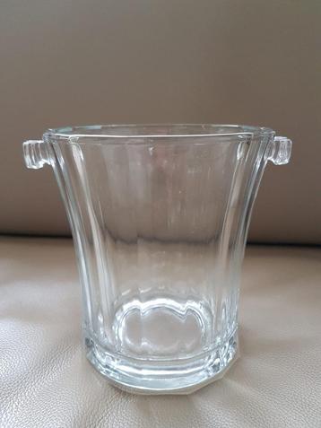 Oude kristallen ijsemmer : Fidenza Italy beschikbaar voor biedingen