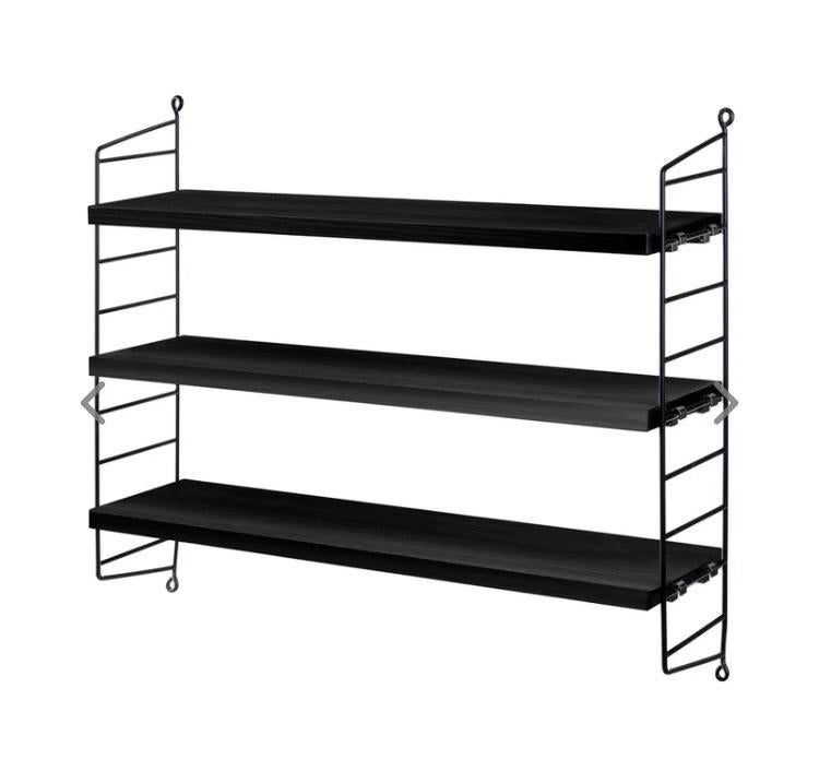 Wandrek “String Pocket” van het mooie String Furniture, Met plank(en), Zo goed als nieuw, Minder dan 150 cm, Minder dan 25 cm