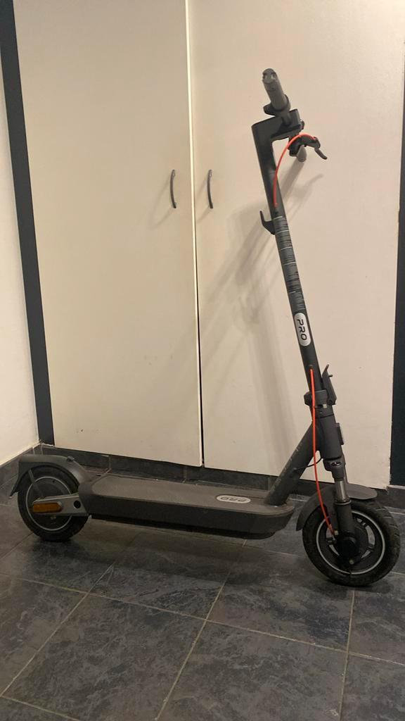 XIAOMI Electric Scooter 5 Pro, Fietsen en Brommers, Steps, Zo goed als nieuw, Elektrische step (E-scooter), Ophalen