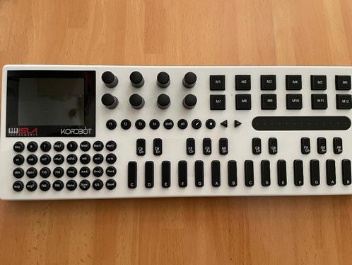 Kordbot akkoorden midi controller als nieuw, Muziek en Instrumenten, Midi-apparatuur, Zo goed als nieuw, Ophalen of Verzenden