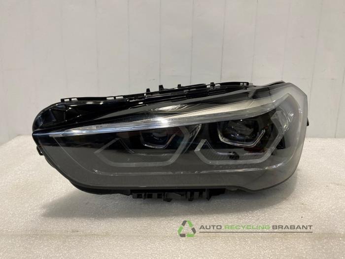 Phare gauche d'un BMW X1, Autos : Pièces & Accessoires, -, 3 mois de garantie, Utilisé, -