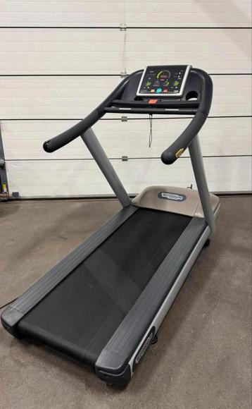 Technogym Jog 700 Loopband beschikbaar voor biedingen