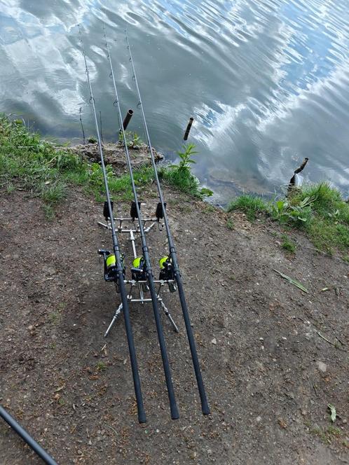 Te koop: Solar Worldwide Pod Compact P1 Original Buzzer Bars, Watersport en Boten, Hengelsport | Karpervissen, Zo goed als nieuw