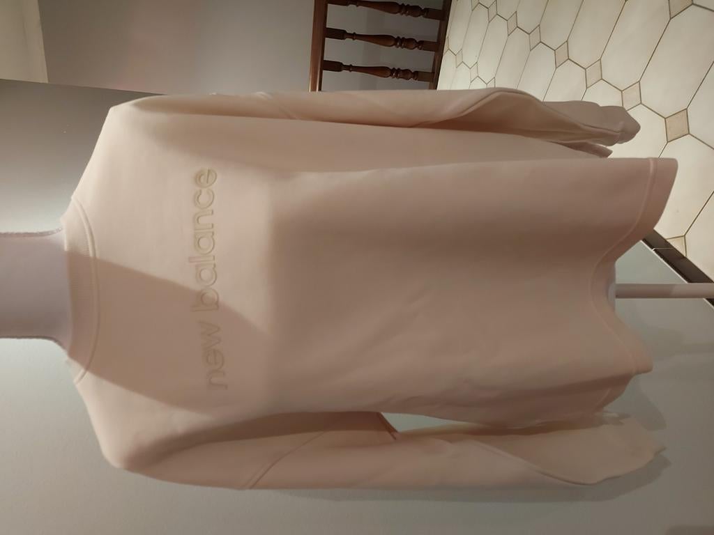 Nieuwe wit/beige trui van New Balance maat s, Ophalen of Verzenden, Nieuw, Maat 36 (S), Wit
