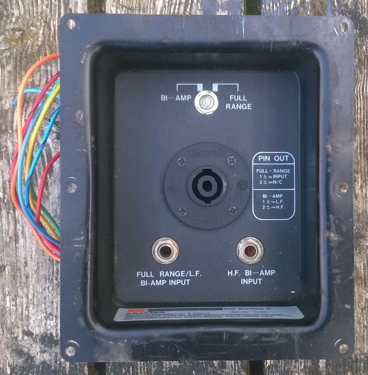 Aansluitpaneel JBL 4726A, Muziek en Instrumenten, Kabels en Stekkers, Gebruikt, Speaker of Versterker, Ophalen of Verzenden