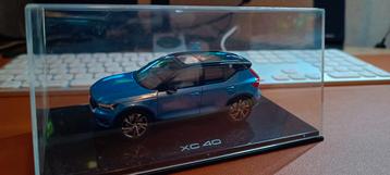 Volvo xc-40 originele dealer versie beschikbaar voor biedingen