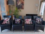 SET van 4 Zwarte Wicker stoelen Met witte zitkussens, Enlèvement, Utilisé, Autres matériaux