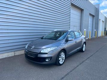 Renault Megane AUTOMAAT blanco gekeurd beschikbaar voor biedingen