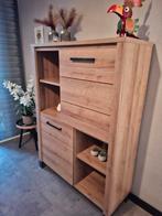 Eettafel en kast te koop, Ophalen, Zo goed als nieuw