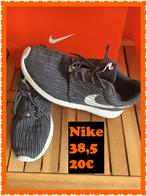 Sportschoen jongen 38,5 Nike, Sports & Fitness, Course, Jogging & Athlétisme, Nike, Chaussures de course à pied, Utilisé, Autres sports