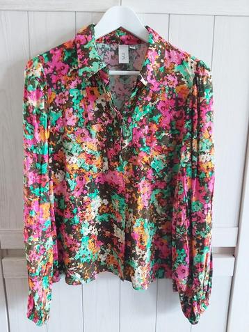 Prachtige blouse YAS (maat medium) kleurrijke bloemen 