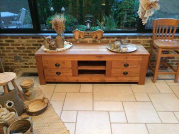 Teak TV meubel 170L x 56D x 55H beschikbaar voor biedingen