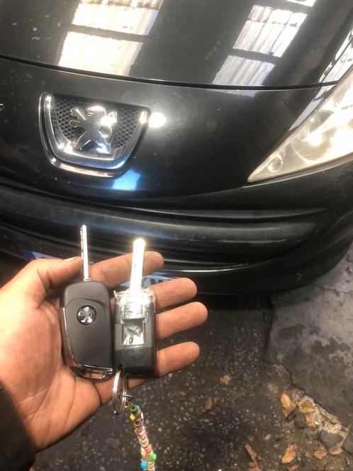 PEUGEOT CITROËN dubbele sleutel, Auto-onderdelen, Elektronica en Kabels, Citroën, Ophalen