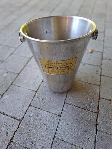 Laurent Perrier champagne-emmer beschikbaar voor biedingen