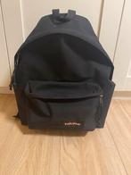 Zwarte rugzak van Eastpak, Handtassen en Accessoires, Tassen | Rugtassen, Ophalen, Zo goed als nieuw, Eastpak, Waterdicht
