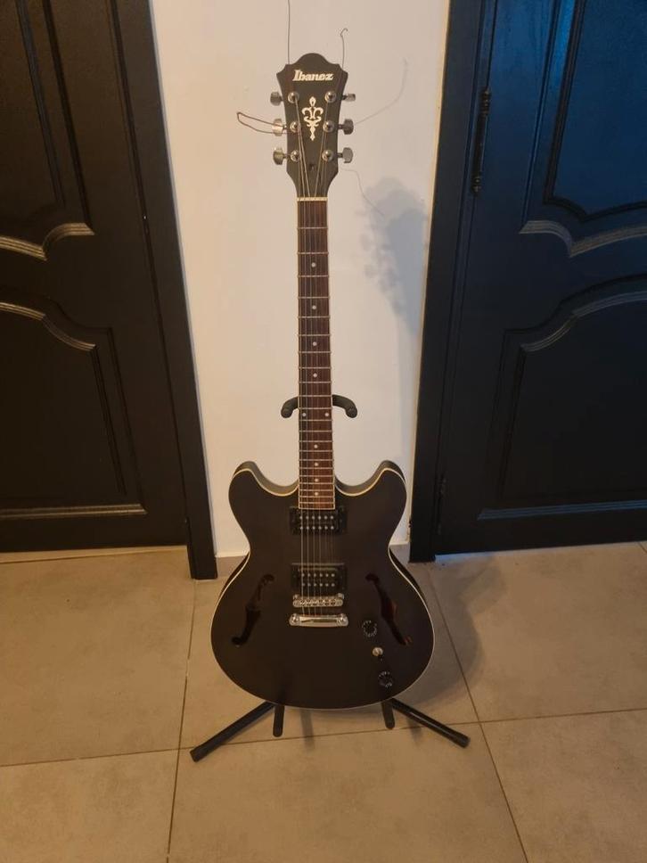 IBANEZ semi-hollow, Musique & Instruments, Instruments à corde | Guitares | Électriques, Comme neuf, Hollow body, Ibanez, Enlèvement