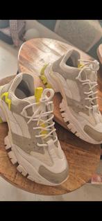 Moncler, Kleding | Heren, Schoenen, Ophalen of Verzenden, Gedragen, Wit, Sneakers