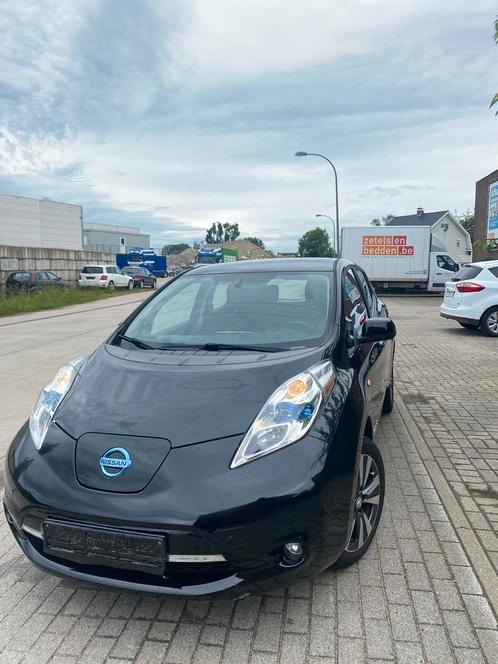 NISSAN LEAF 24kwv,soh 81% ,2017@@FULL OPTIONS @@, Autos, Nissan, Particulier, Leaf, ABS, Caméra de recul, Airbags, Alarme, Android Auto