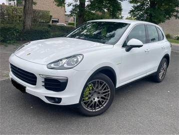 Porsche Cayenne S Hybrid 3.0 Benzine Electric Bj 2015 beschikbaar voor biedingen