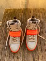Chaussures Nike, Porté, Autres couleurs, Chaussures à lacets, Nike