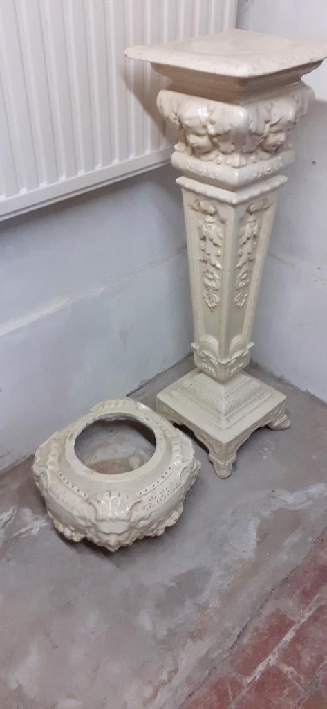 Antiek Decoratieve staander + bijhorende cachepot uniek stuk, Ophalen