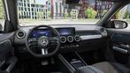 Mercedes-Benz EQB EQB 300 4MATIC AMG Line Night Pack | Distr, Auto's, Automaat, Stof, 417 km, Wit