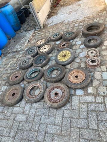 Velgen / banden vespa oldtimer beschikbaar voor biedingen