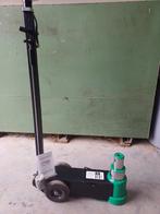 Cric  80T, Articles professionnels