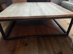 Industriele salontafel - eik en zwart metaal, Huis en Inrichting, Tafels | Salontafels, Ophalen, Gebruikt, Eikenhout
