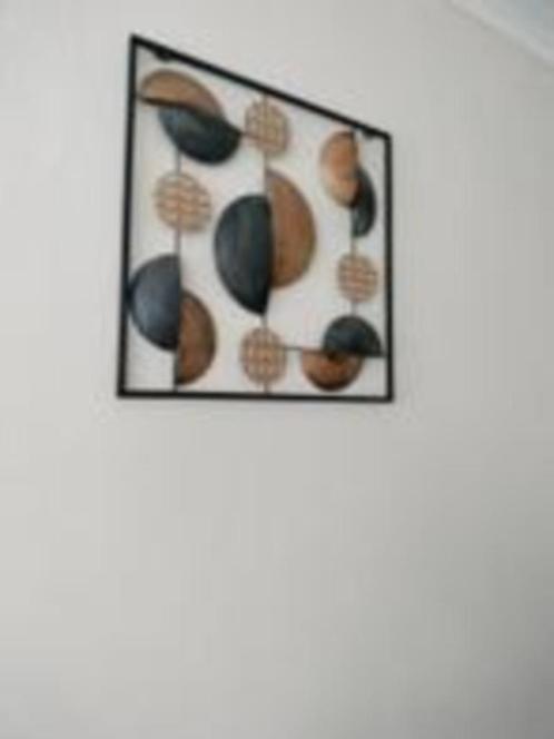 Cadre mural en métal 45x45 cm TB état brun noir, Huis en Inrichting, Woonaccessoires | Lijsten, Zo goed als nieuw, Minder dan 50 cm