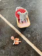 Sylvanian families baby’tje plus stoel etc, Verzamelen, Poppenhuizen en Toebehoren, Ophalen, Zo goed als nieuw
