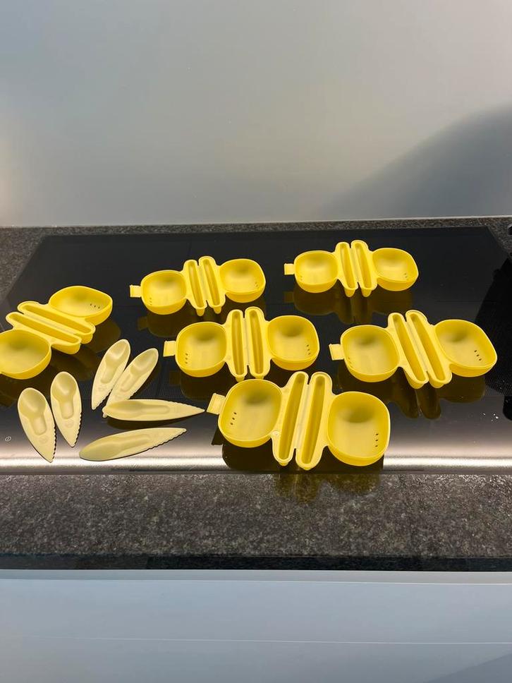 6 nieuwe zespri kiwi doosjes met lepeltje en mesje, Huis en Inrichting, Keuken | Tupperware, Geel, Ophalen of Verzenden