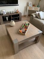 Massieve salontafel, Ophalen