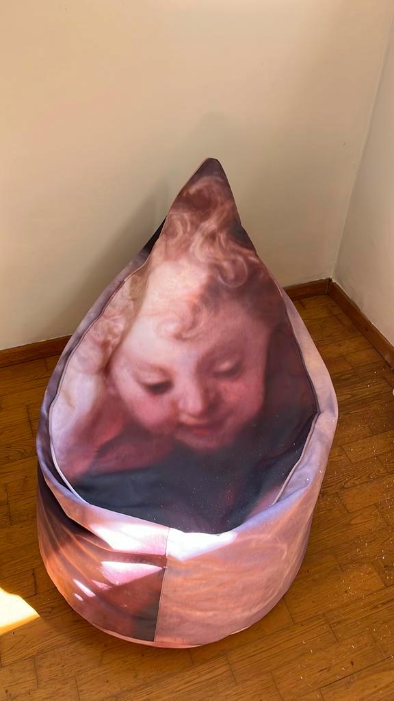 Handgemaakte zitzak van Antwerpse vlaggenstof, Maison & Meubles, Sièges-poires, Comme neuf, Pouf, Rose, Enlèvement