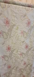 100% natuurzijde geborduurd vredesvogels splinternieuw, Hobby en Vrije tijd, Stoffen en Lappen, Overige kleuren, 120 cm of meer