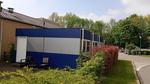 Gratis 3 gekoppelde werfcontainers - wooncontainers - units, Doe-het-zelf en Bouw, Bouwketen en Schaftketen, Gebruikt, Ophalen