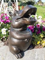 Hippopotame assis en bronze pouvant faire jet d'eau, Enlèvement ou Envoi, Bronze