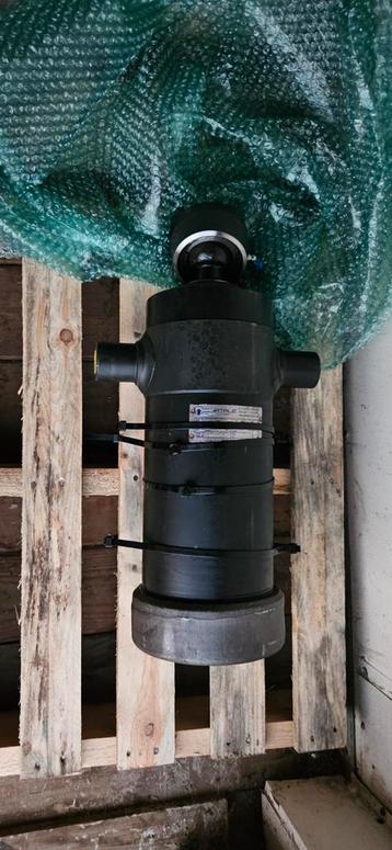 Telescoopcilinder  beschikbaar voor biedingen
